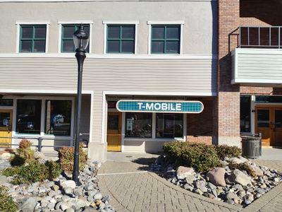 T-Mobile Authorized Retailer
