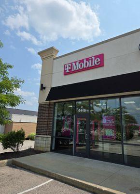 T-Mobile Authorized Retailer