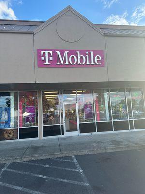 T-Mobile Authorized Retailer