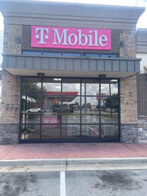 T-Mobile Authorized Retailer