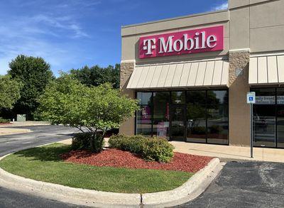 T-Mobile Authorized Retailer
