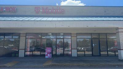 T-Mobile Authorized Retailer