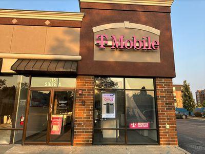 T-Mobile Authorized Retailer