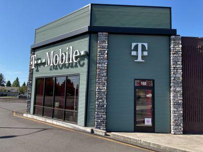 T-Mobile Authorized Retailer