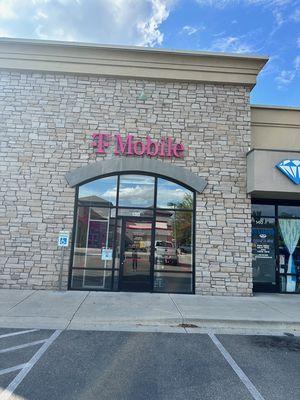 T-Mobile Authorized Retailer
