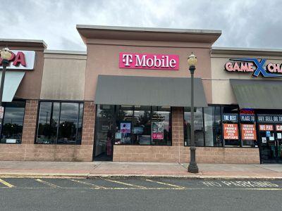 T-Mobile Authorized Retailer