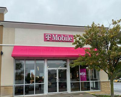 T-Mobile Experience Store