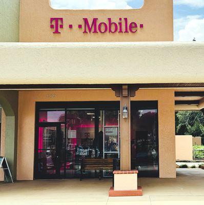 T-Mobile Authorized Retailer