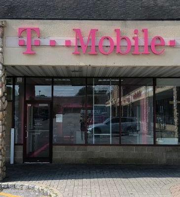 T-Mobile Authorized Retailer