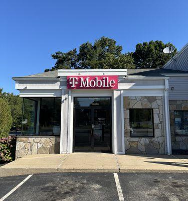 T-Mobile Authorized Retailer