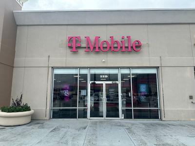 T-Mobile Authorized Retailer
