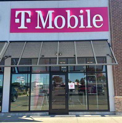 T-Mobile Authorized Retailer