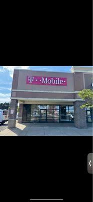 T-Mobile Authorized Retailer