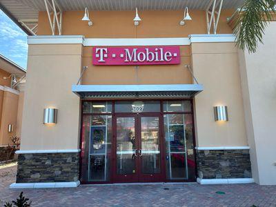 T-Mobile Authorized Retailer