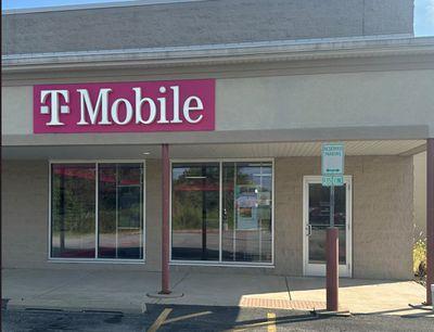 T-Mobile Authorized Retailer