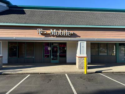 T-Mobile Authorized Retailer