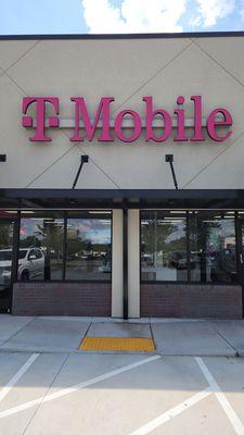 T-Mobile Authorized Retailer
