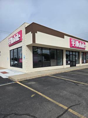 T-Mobile Authorized Retailer