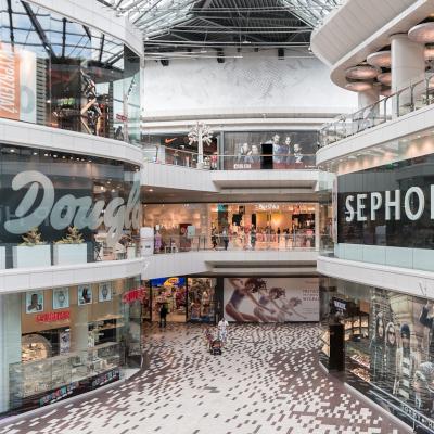 Southridge Mall, 5300 S 76th St, Greendale, WI 53129, US - MapQuest