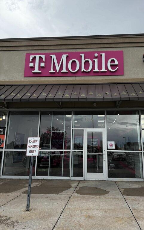 T-Mobile Authorized Retailer