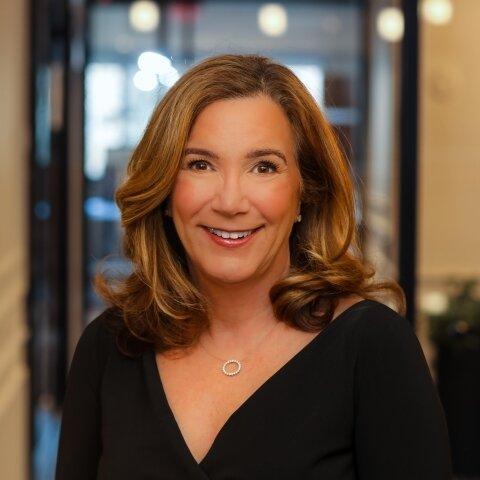 Merrill Lynch Financial Advisor Lisa London