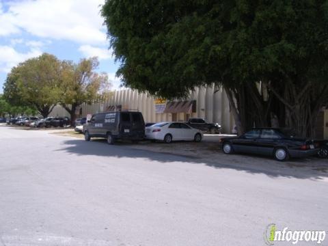 Brook's Carpet & Ship's Star Framing
