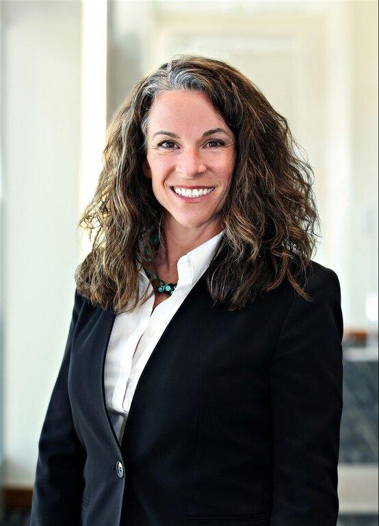 Merrill Lynch Financial Advisor Elizabeth Miller