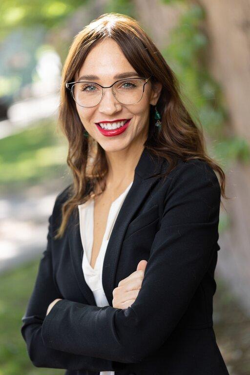 Merrill Lynch Financial Advisor Danielle Hinds