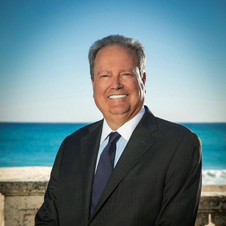 Merrill Lynch Financial Advisor Robert Bennett