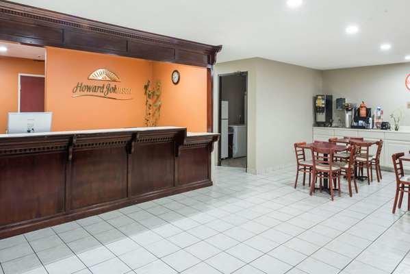 Baymont by Wyndham Iowa Lake Charles