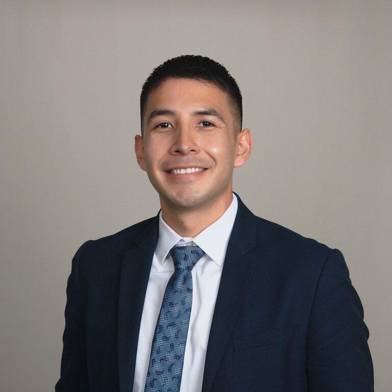 Merrill Lynch Financial Advisor Ricardo Tiscareno