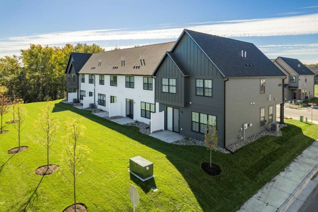 Foxtail Hollow Townhomes