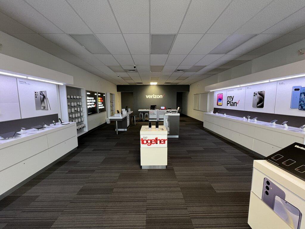 Russell Cellular-Verizon Authorized Retailer