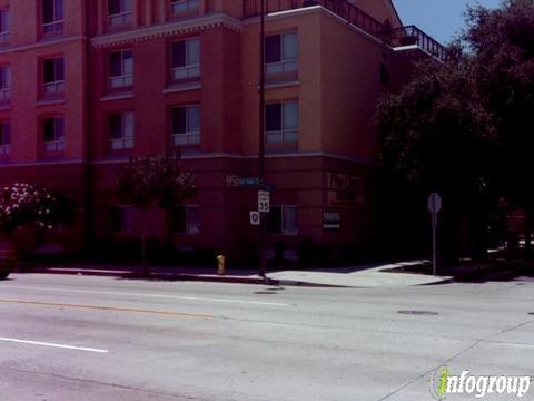 The Fair Oaks By Regency Park