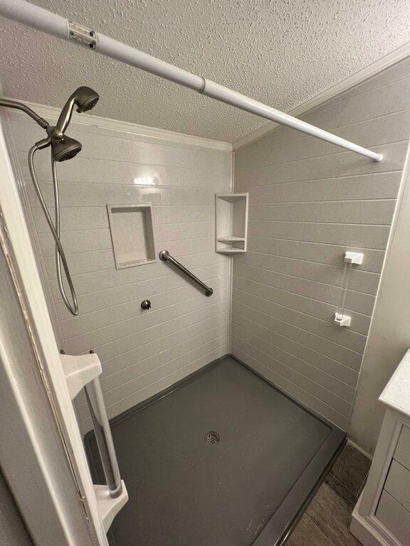 Carolina Custom Tub and Shower