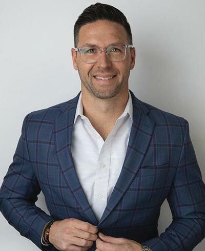 Dane Burkholder-Private Wealth Advisor, Ameriprise Financial Services, LLC