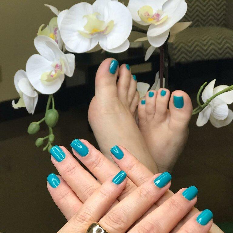 Look Me Up-Nail & Hair Salon