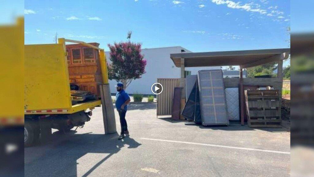 Top Junk-Junk Removal Hauling Service