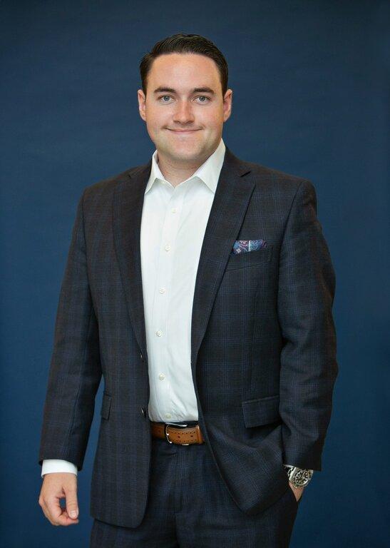 Merrill Lynch Financial Advisor Max Minnier