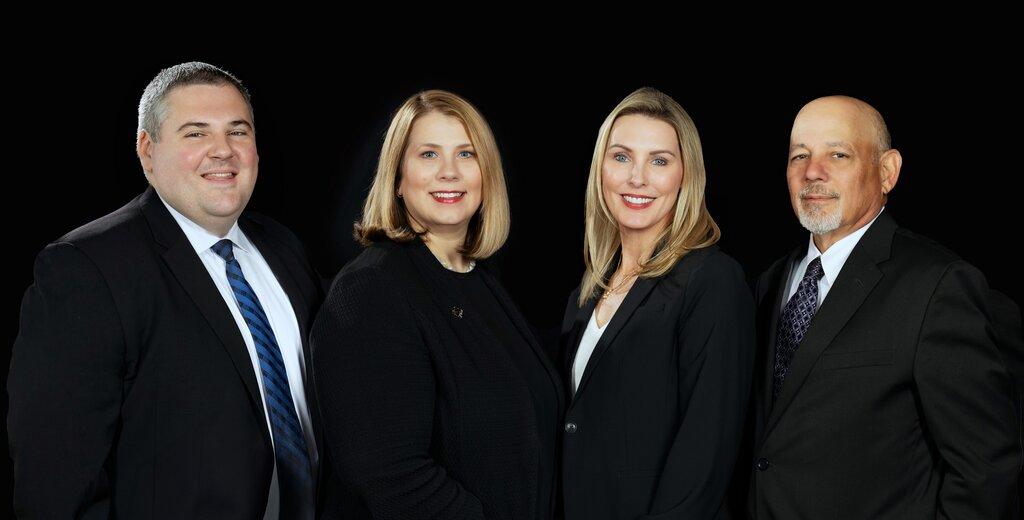 Merrill Lynch Senior Consultant Gregory J Huffer