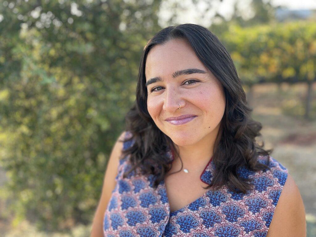 Dr Maya Weir, Psychotherapist-Thriving California