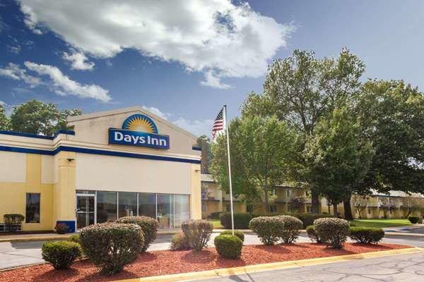 Days Inn by Wyndham Portage/Indiana Dunes National Park