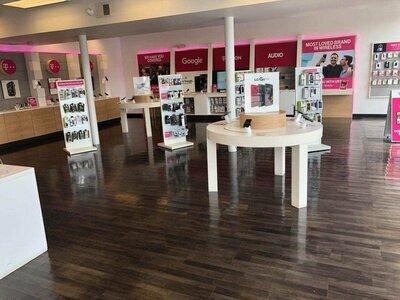 T-Mobile Authorized Retailer