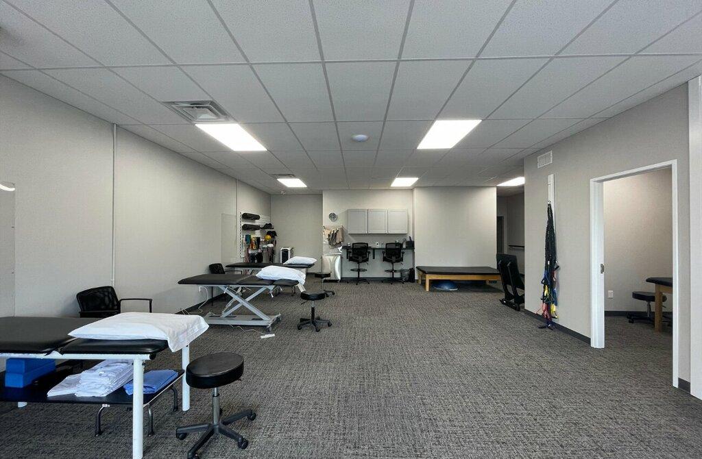Healthquest Physical Therapy-Ferndale