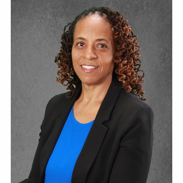 Shivone Wilson-Intuit Turbotax Verified Pro