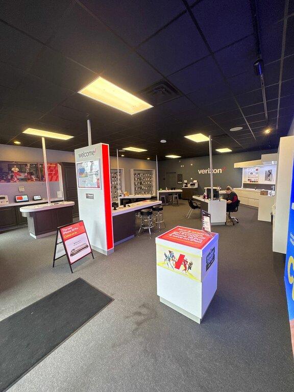 Russell Cellular-Verizon Authorized Retailer