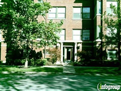 Crossroad of East Ravenswood