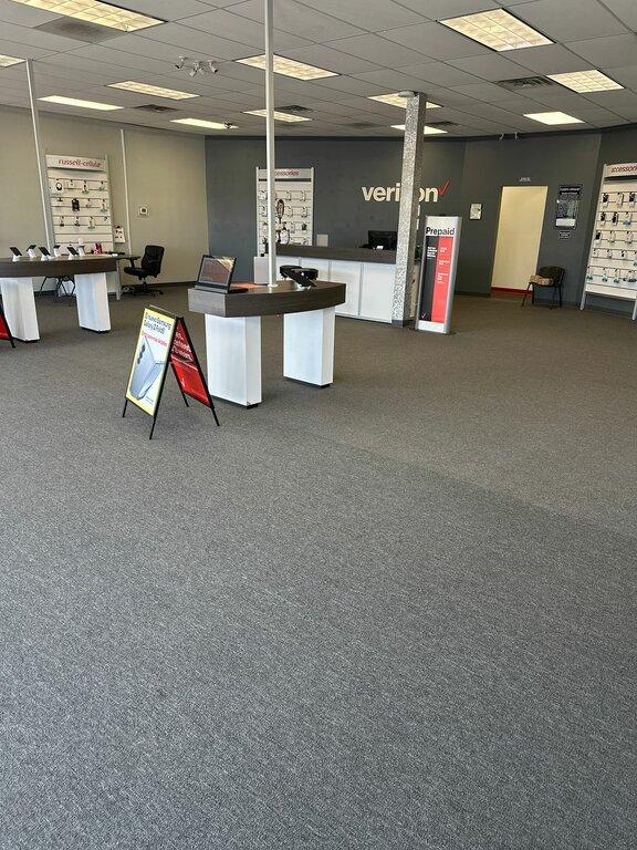 Russell Cellular-Verizon Authorized Retailer