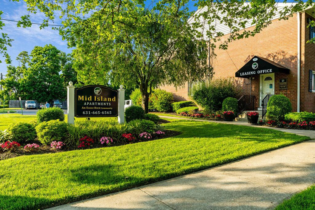 Mid Island Apartments