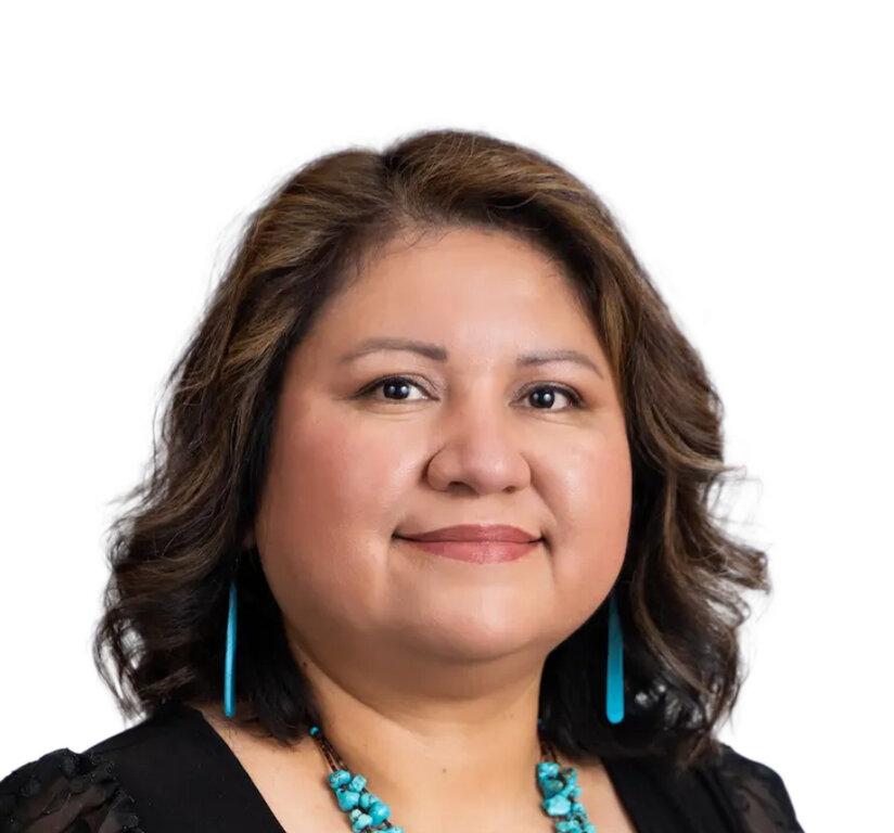 Gailia Lara, Counselor